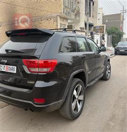 جیپ گراند شیرۆکی